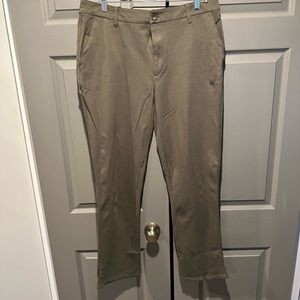 True Classic Comfort Chino